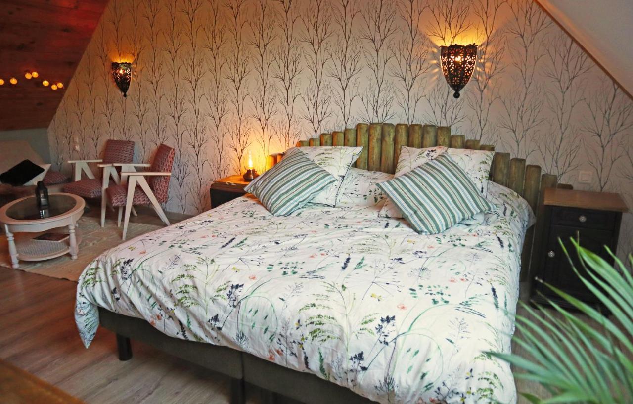 Kleene Geluk - Chambres Et Table D'Hotes Saint-Jans-Cappel Εξωτερικό φωτογραφία