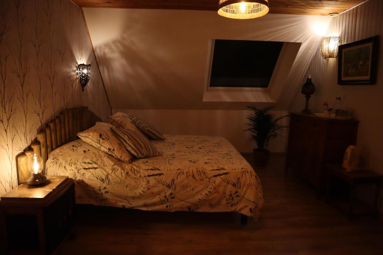 Kleene Geluk - Chambres Et Table D'Hotes Saint-Jans-Cappel Εξωτερικό φωτογραφία